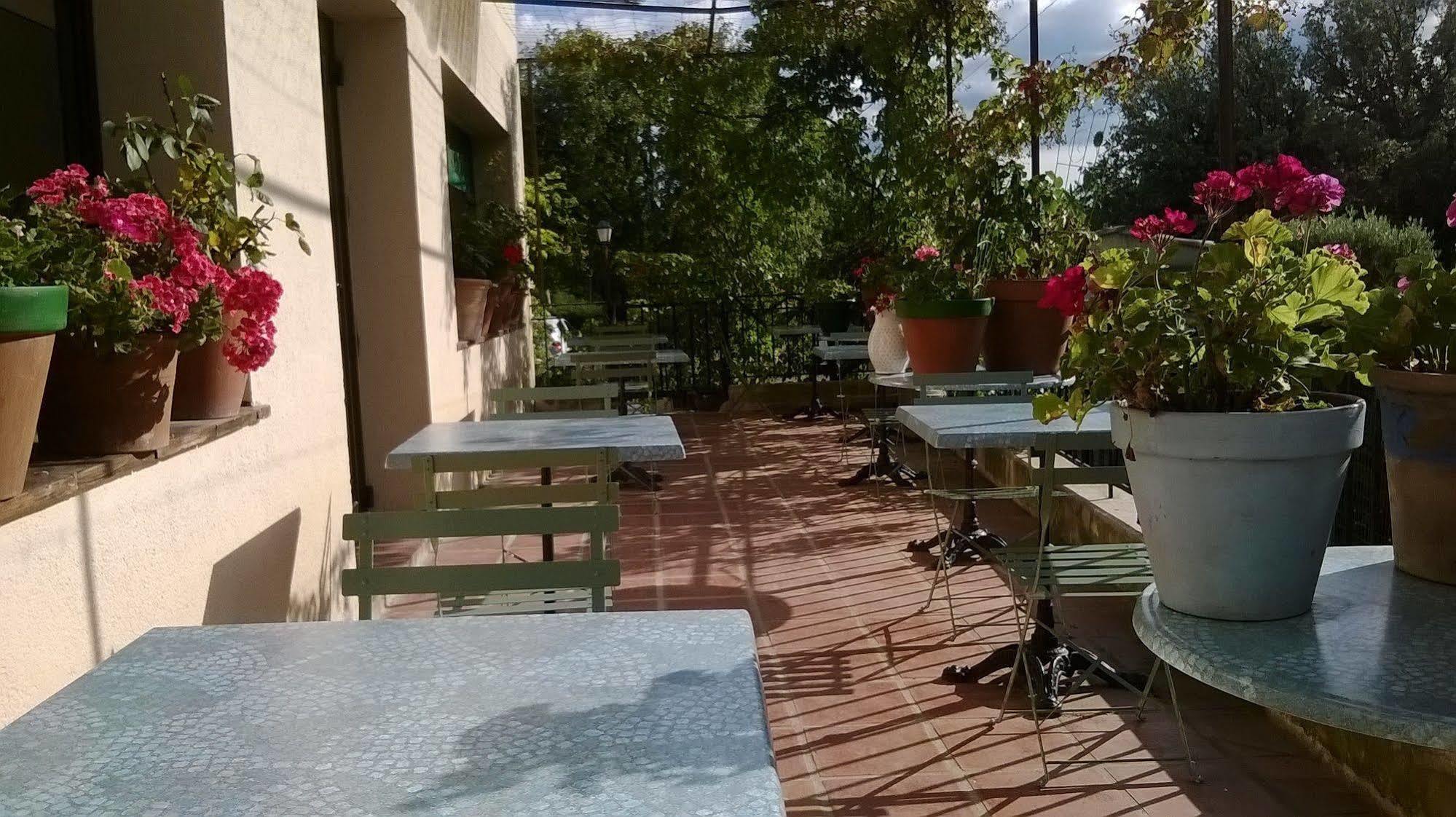 לה-סאל-סור-ורדון Hotel Sainte Anne "Le Verdon" מראה חיצוני תמונה