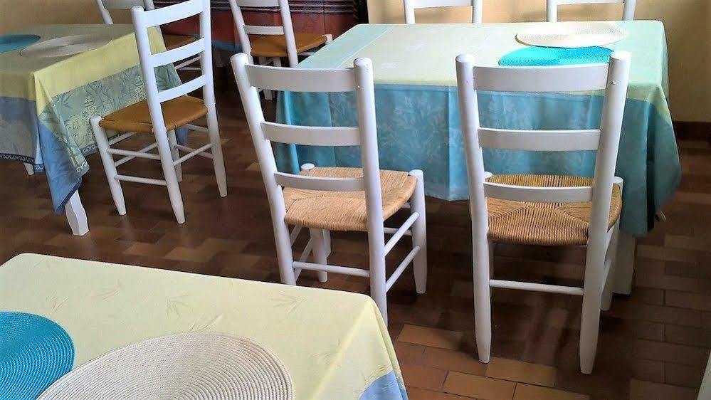 לה-סאל-סור-ורדון Hotel Sainte Anne "Le Verdon" מראה חיצוני תמונה